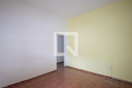 Sala de casa para alugar com 3 quartos, 120m² em Galo Branco, São Gonçalo