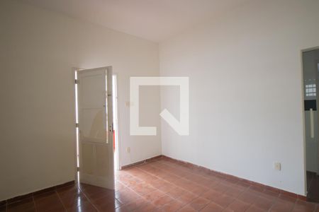 Sala de casa para alugar com 3 quartos, 120m² em Galo Branco, São Gonçalo