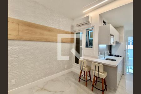 Sala  de apartamento para alugar com 1 quarto, 35m² em Ipanema, Rio de Janeiro