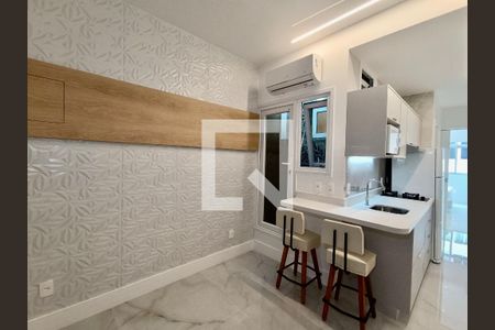 Sala  de apartamento para alugar com 1 quarto, 35m² em Ipanema, Rio de Janeiro