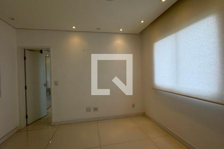 Sala 2 de apartamento para alugar com 2 quartos, 160m² em Jardim Tupanci, Barueri