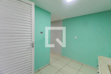 Sala/Cozinha de casa para alugar com 1 quarto, 26m² em Vila Bancaria, São Paulo