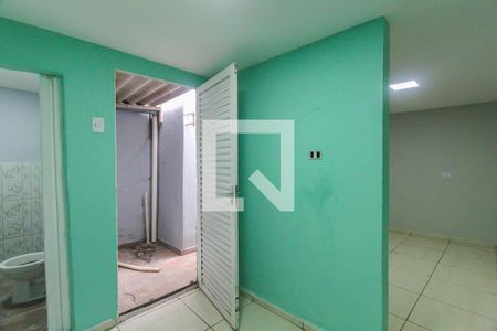 Sala/Cozinha de casa para alugar com 1 quarto, 26m² em Vila Bancaria, São Paulo