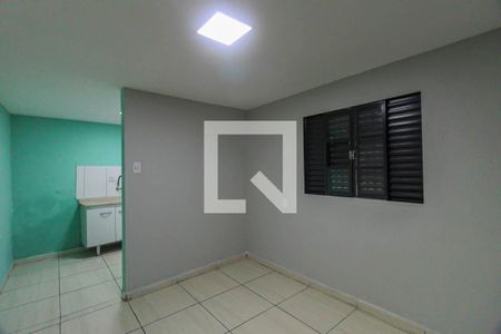 Quarto 1 de casa para alugar com 1 quarto, 26m² em Vila Bancaria, São Paulo