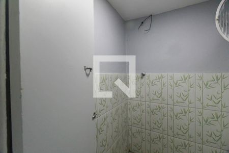 Banheiro de casa para alugar com 1 quarto, 26m² em Vila Bancaria, São Paulo