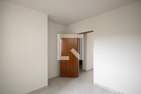 Quarto 1 de apartamento para alugar com 2 quartos, 47m² em Vila Gustavo, São Paulo