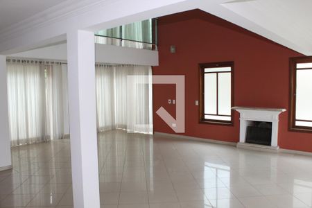 Sala de casa de condomínio para alugar com 3 quartos, 550m² em Parque Dom Henrique, Cotia