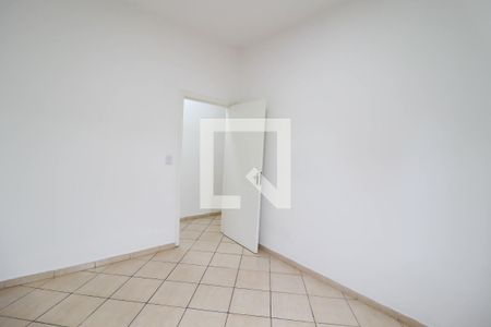 Casa à venda com 215m², 4 quartos e 4 vagas Casa à venda com 215m², 4 quartos e 4 vagasQuarto 2