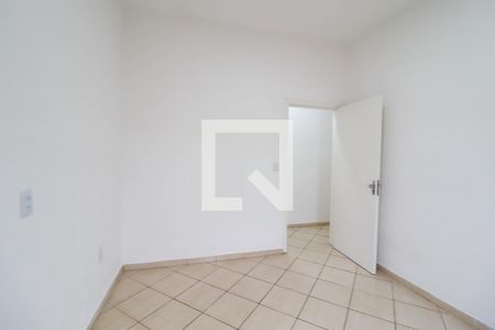 Casa à venda com 215m², 4 quartos e 4 vagas Casa à venda com 215m², 4 quartos e 4 vagasQuarto 2