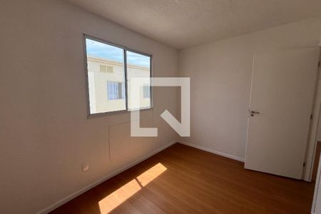 Quarto 1 de apartamento para alugar com 2 quartos, 44m² em Brás de Pina, Rio de Janeiro