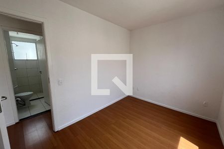 Quarto 1 de apartamento para alugar com 2 quartos, 44m² em Brás de Pina, Rio de Janeiro