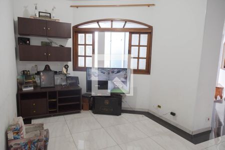 Sala de Estar de casa para alugar com 3 quartos, 445m² em Jardim Santa Maria, Guarulhos