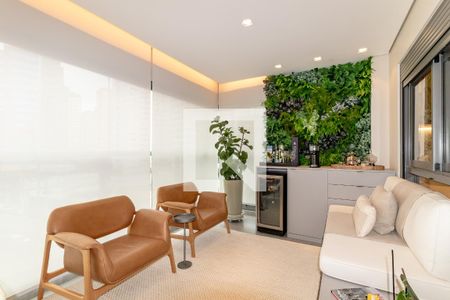 Sala de apartamento à venda com 3 quartos, 95m² em Vila Olímpia, São Paulo