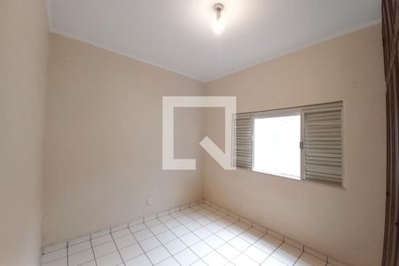 Quarto 1 de casa à venda com 3 quartos, 266m² em Jardim dos Oliveiras, Campinas