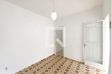 Sala de casa para alugar com 2 quartos, 150m² em Jardim dos Oliveiras, Campinas