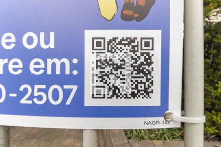 Casa à venda com 380m², 3 quartos e 5 vagas Casa à venda com 380m², 3 quartos e 5 vagasPlaquinha