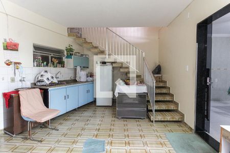 Casa à venda com 380m², 3 quartos e 5 vagas Casa à venda com 380m², 3 quartos e 5 vagasÁrea de Serviço