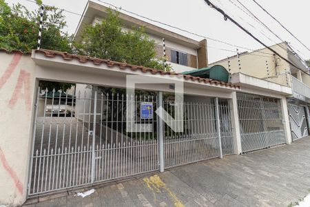 Casa à venda com 380m², 3 quartos e 5 vagas Casa à venda com 380m², 3 quartos e 5 vagasFachada da casa