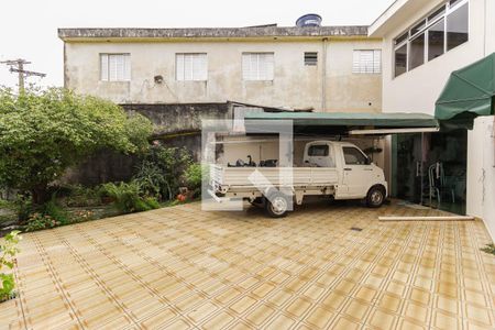 Casa à venda com 380m², 3 quartos e 5 vagas Casa à venda com 380m², 3 quartos e 5 vagasQuintal - Garagem