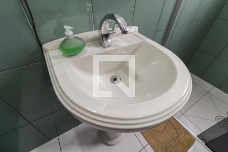 Casa à venda com 380m², 3 quartos e 5 vagas Casa à venda com 380m², 3 quartos e 5 vagasBanheiro 2