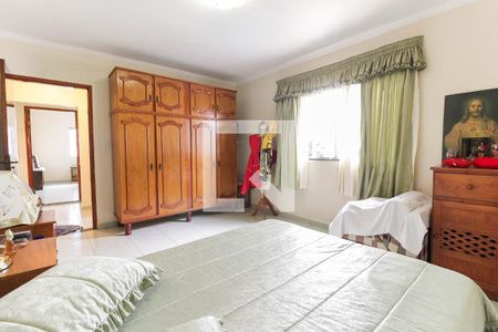 Casa à venda com 380m², 3 quartos e 5 vagas Casa à venda com 380m², 3 quartos e 5 vagasQuarto 3