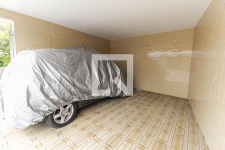 Casa à venda com 380m², 3 quartos e 5 vagas Casa à venda com 380m², 3 quartos e 5 vagasGaragem