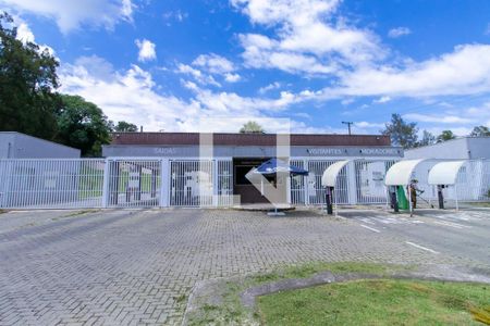 Casa de condomínio para alugar com 3m², 4 quartos e 2 vagas Casa de condomínio para alugar com 3m², 4 quartos e 2 vagasFachado do condomínio