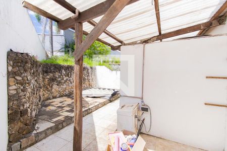 Casa de condomínio para alugar com 3m², 4 quartos e 2 vagas Casa de condomínio para alugar com 3m², 4 quartos e 2 vagasÁrea externa