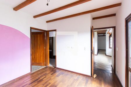 Casa de condomínio para alugar com 3m², 4 quartos e 2 vagas Casa de condomínio para alugar com 3m², 4 quartos e 2 vagasSuíte 1