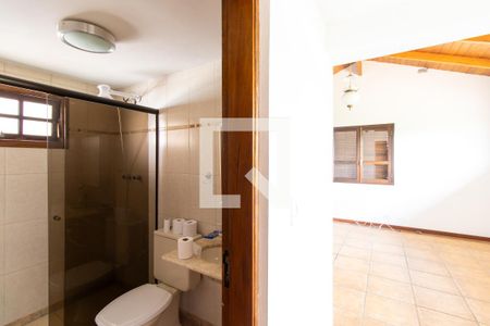 Casa de condomínio para alugar com 3m², 4 quartos e 2 vagas Casa de condomínio para alugar com 3m², 4 quartos e 2 vagasBanheiro