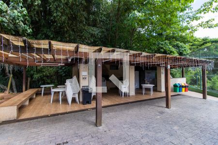 Casa de condomínio para alugar com 3m², 4 quartos e 2 vagas Casa de condomínio para alugar com 3m², 4 quartos e 2 vagasÁrea comum - Churrasqueira