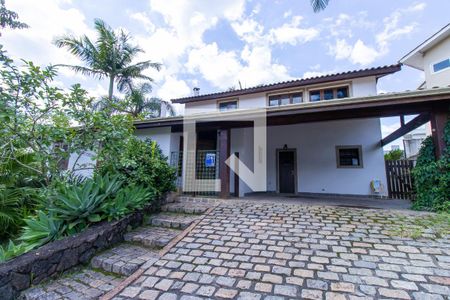 Casa de condomínio para alugar com 3m², 4 quartos e 2 vagas Casa de condomínio para alugar com 3m², 4 quartos e 2 vagasFachada do Imóvel