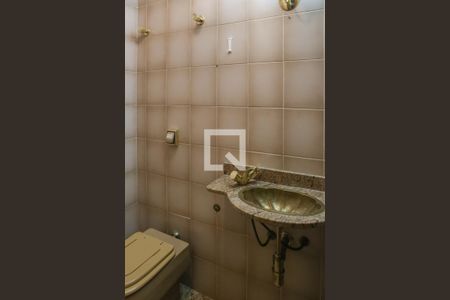 Lavabo de apartamento para alugar com 3 quartos, 172m² em Lapa, São Paulo