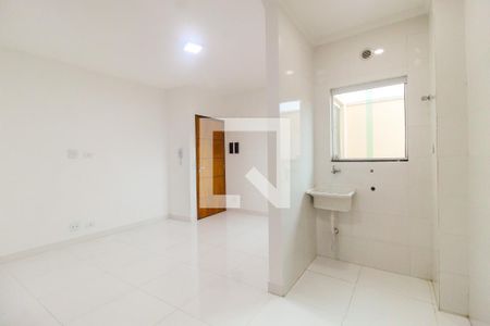 Sala/Cozinha de apartamento para alugar com 1 quarto, 30m² em Itaquera, São Paulo