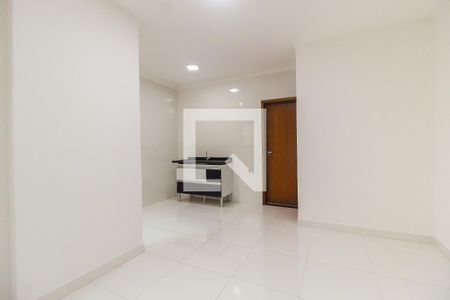 Sala/Cozinha de apartamento para alugar com 1 quarto, 30m² em Itaquera, São Paulo