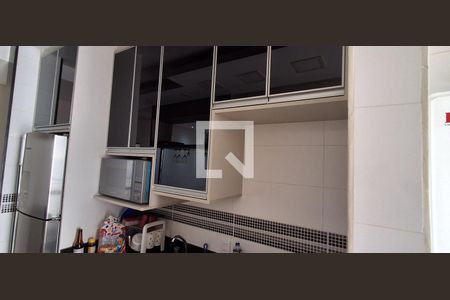 Apartamento à venda com 68m², 2 quartos e 2 vagas Apartamento à venda com 68m², 2 quartos e 2 vagasCozinha