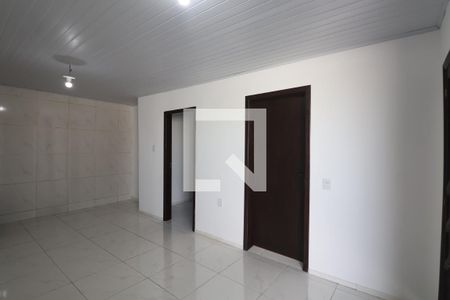 Sala de casa à venda com 3 quartos, 120m² em Rio Branco, Canoas