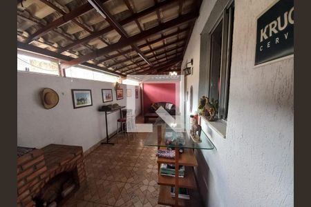 Apartamento à venda com 102m², 4 quartos e 2 vagas Apartamento à venda com 102m², 4 quartos e 2 vagasChurrasqueira