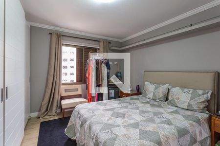 Apartamento à venda com 250m², 4 quartos e 3 vagas Apartamento à venda com 250m², 4 quartos e 3 vagasSuíte 2