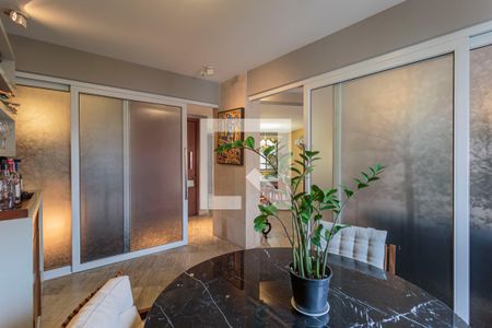 Apartamento à venda com 250m², 4 quartos e 3 vagas Apartamento à venda com 250m², 4 quartos e 3 vagasQuarto 1