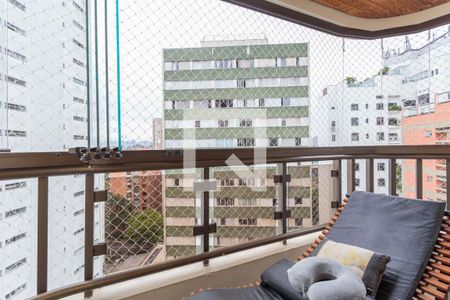 Apartamento à venda com 250m², 4 quartos e 3 vagas Apartamento à venda com 250m², 4 quartos e 3 vagasSuíte 3