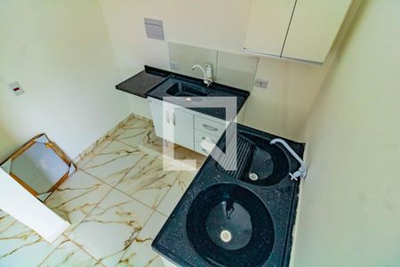 Cozinha de apartamento para alugar com 1 quarto, 50m² em Jardim Oriental, São Paulo