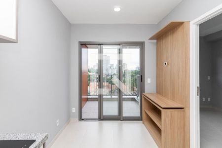 Sala/ Cozinha de apartamento à venda com 1 quarto, 30m² em Chácara Santo Antônio (zona Sul), São Paulo