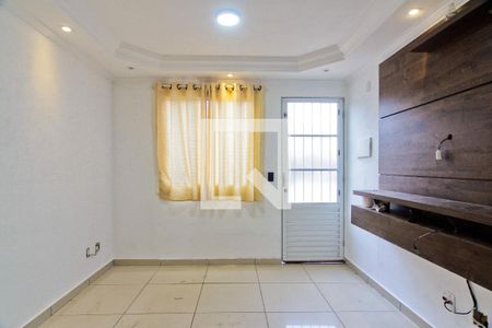 Sala de casa de condomínio para alugar com 2 quartos, 54m² em Loteamento City Jaragua, São Paulo