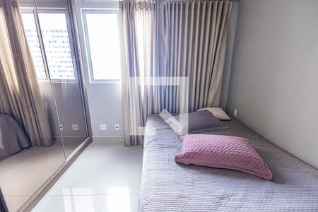 Quarto 1 / suite de apartamento para alugar com 3 quartos, 70m² em Jardim Guanabara, Belo Horizonte