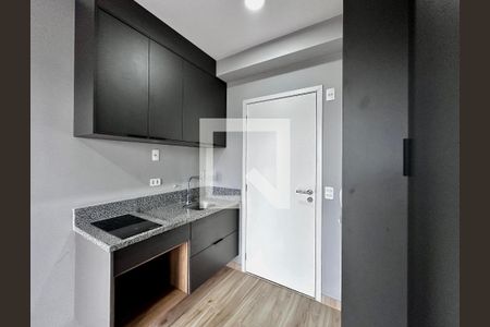 Cozinha de apartamento à venda com 1 quarto, 30m² em Chácara Santo Antônio (zona Sul), São Paulo