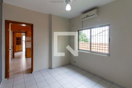 Sala 1 de casa para alugar com 4 quartos, 240m² em Alto da Lapa, São Paulo