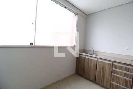 Sacada de apartamento para alugar com 3 quartos, 103m² em Centro, Uberlândia