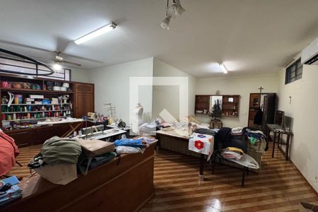 Sala de casa para alugar com 4 quartos, 234m² em Ribeirânia, Ribeirão Preto