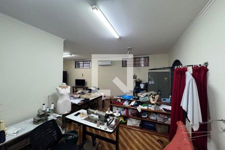 Sala de casa para alugar com 4 quartos, 234m² em Ribeirânia, Ribeirão Preto